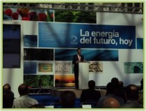 Mr. Javier Brey (President of the Spanish Hydrogen Association) during his presentation in the event.
