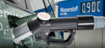 rsz_mercedes-benz-fcell-refuelling
